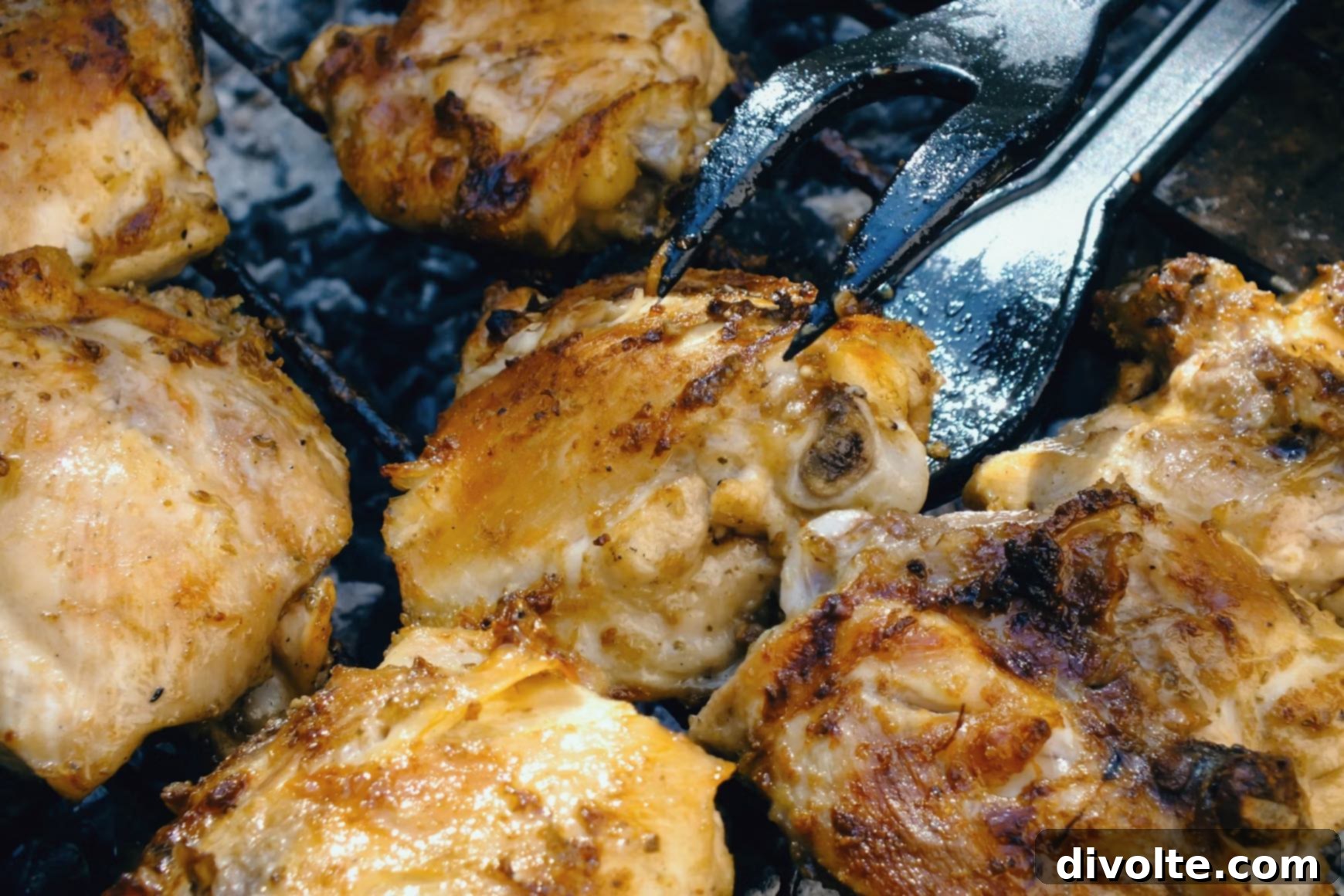 Easy & Delicious Slow Cooker Honey Garlic Chicken Recipe