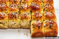 Soft and Fluffy Dinner Rolls