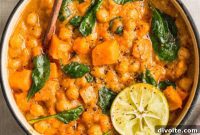 Creamy Vegan Sweet Potato Chickpea Curry