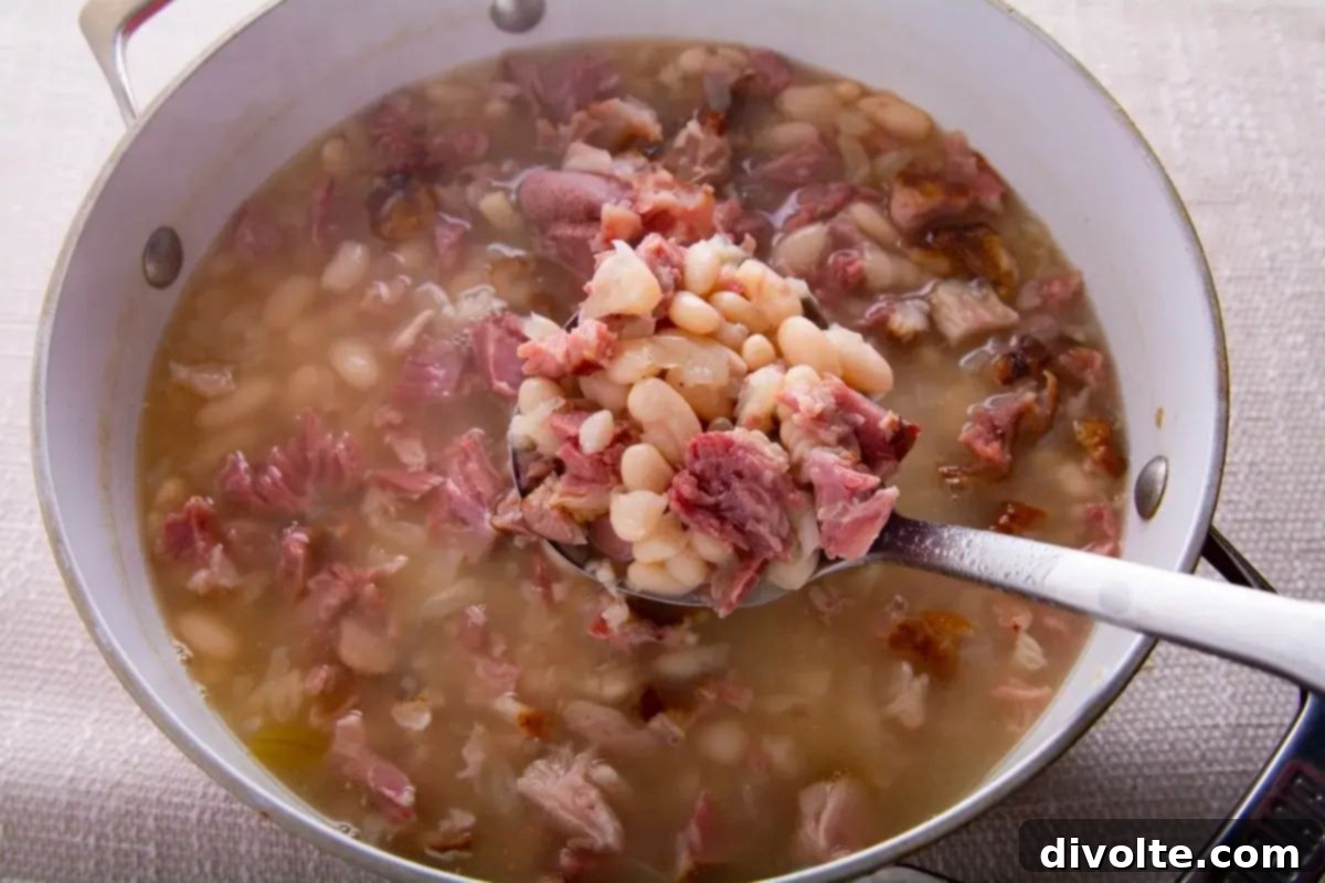 southern-ham-and-brown-beans-recipe - a hearty and delicious comfort food dish.