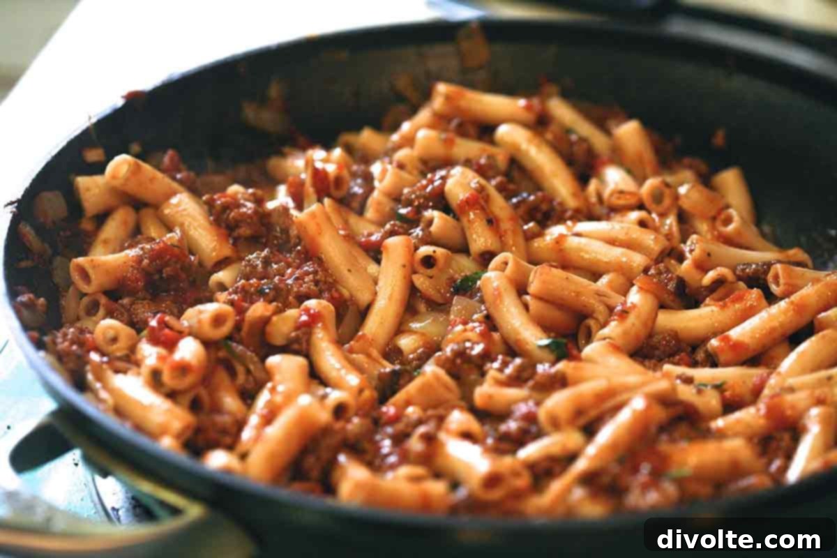 italian-stir-fried-pork-pasta-recipe